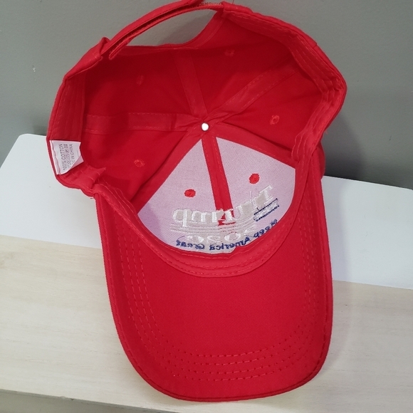 Trump 2020 Keep America Great Red Embroidered Baseball Cap Hat - Picture 4 of 7